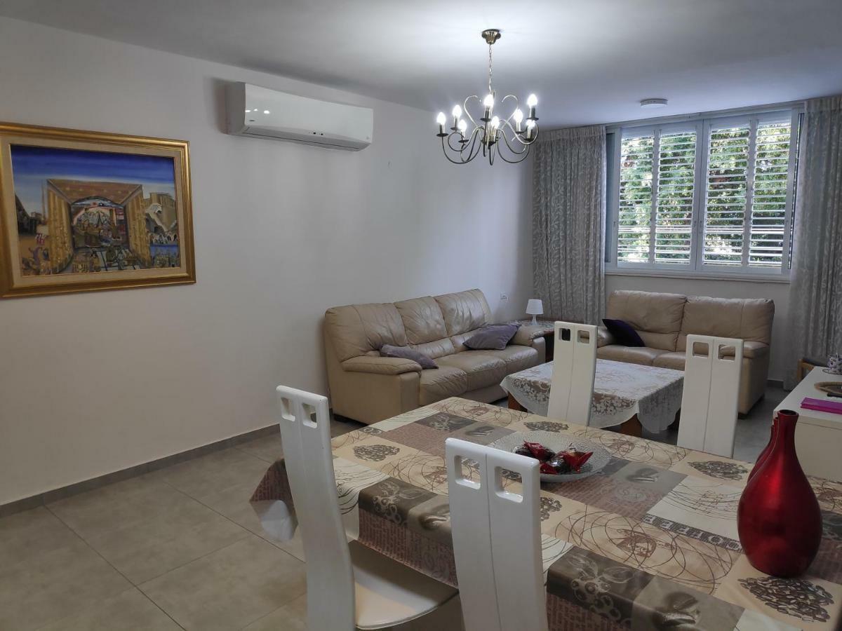 Herzliya Center Apartments Kültér fotó