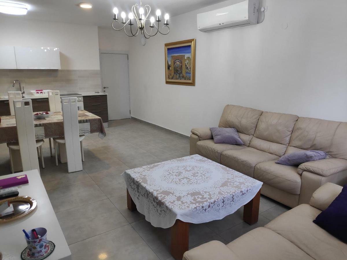 Herzliya Center Apartments Kültér fotó